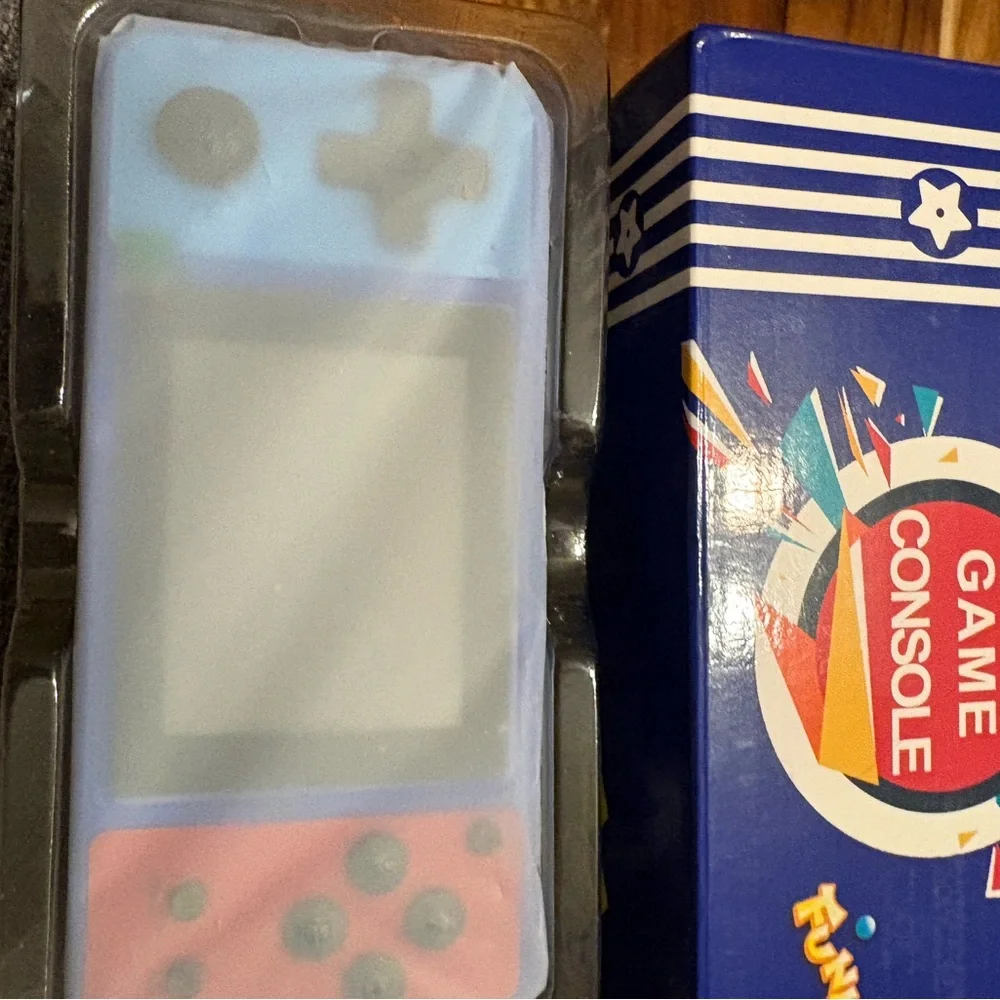 Handheld Game Console -